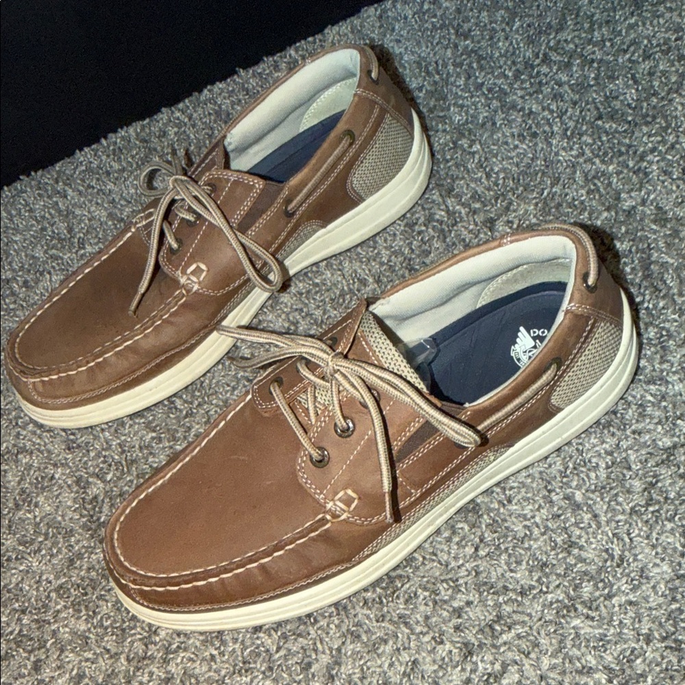 Dockers Tan and Cream Boat Shoes